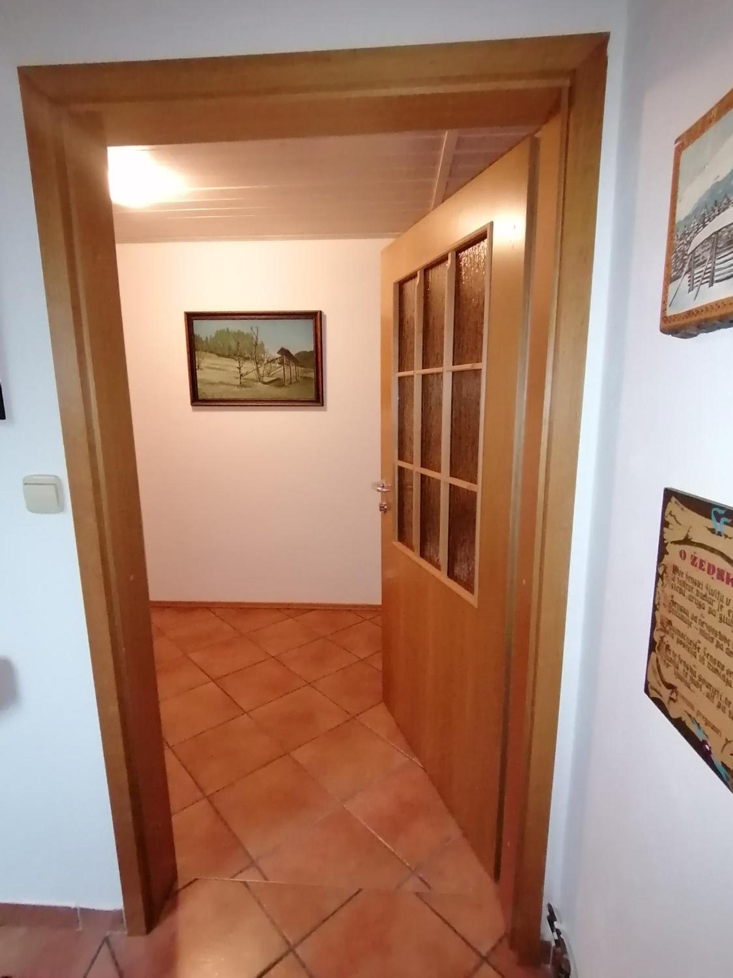 Apartma Cvrsta Trojka Йесенице Екстериор снимка