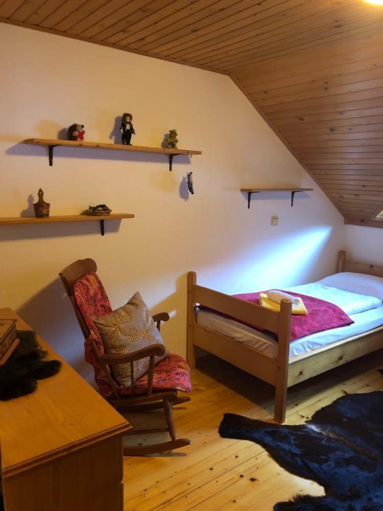 Apartma Cvrsta Trojka Йесенице Екстериор снимка