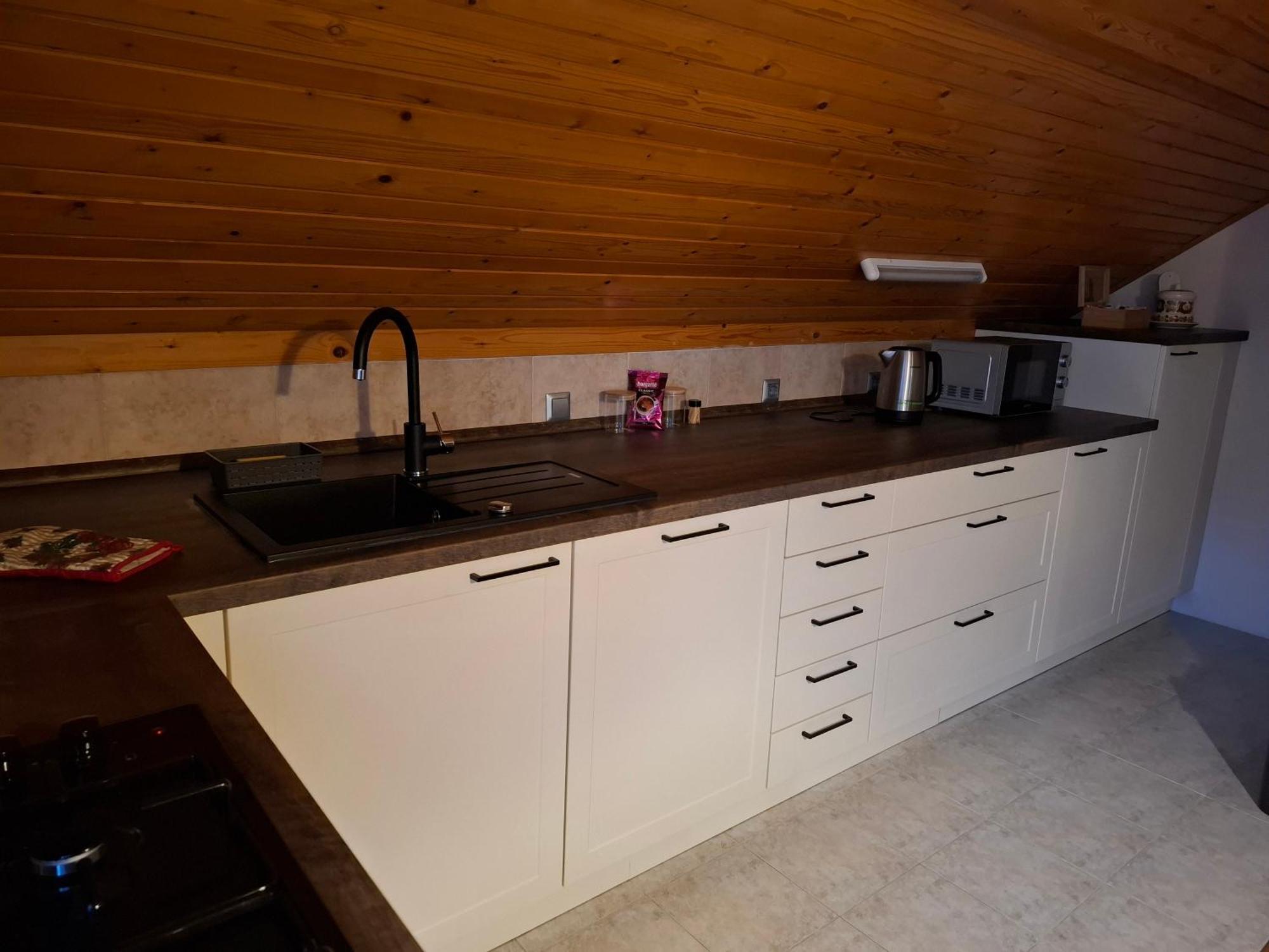 Apartma Cvrsta Trojka Йесенице Екстериор снимка
