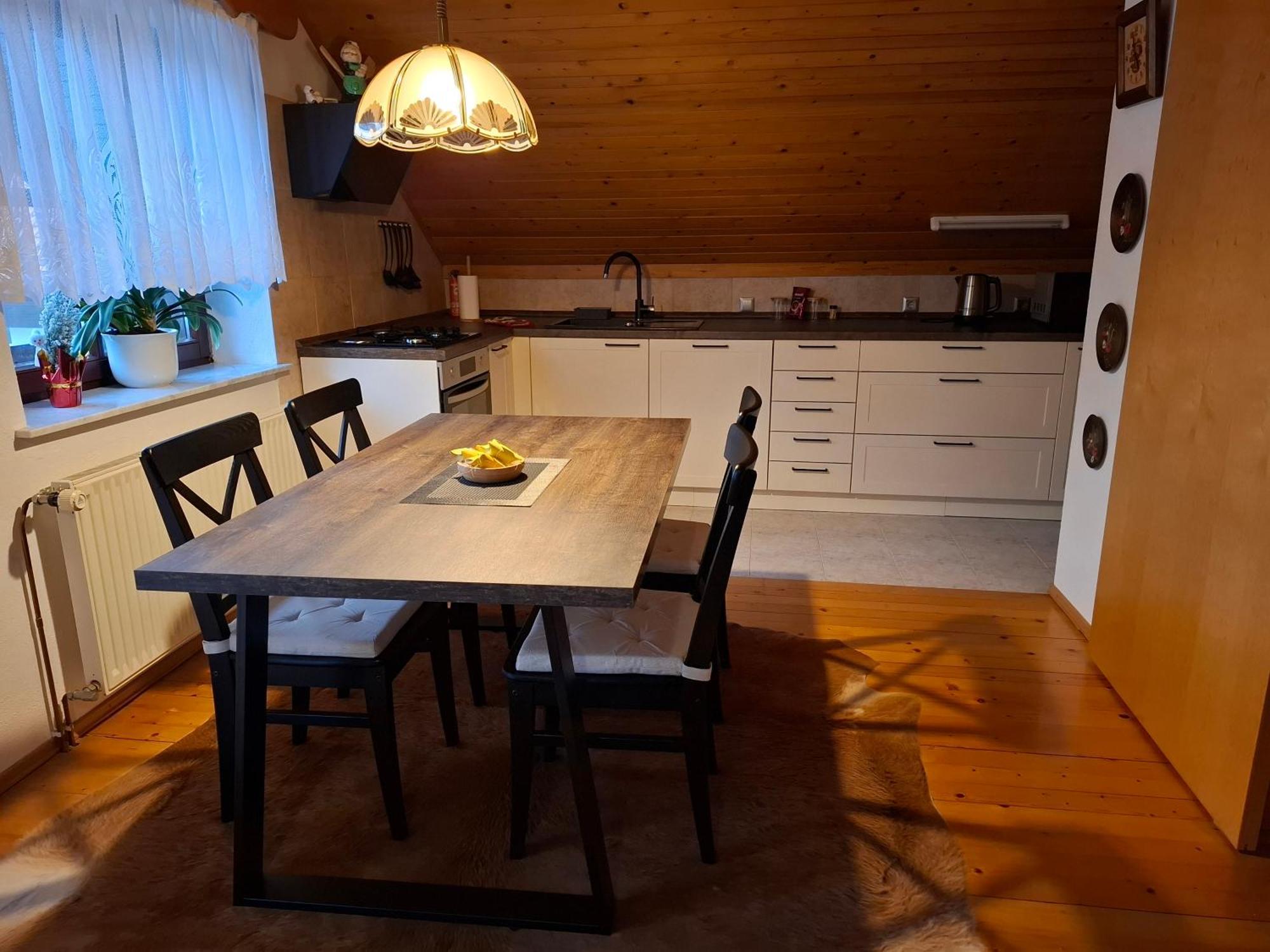 Apartma Cvrsta Trojka Йесенице Екстериор снимка