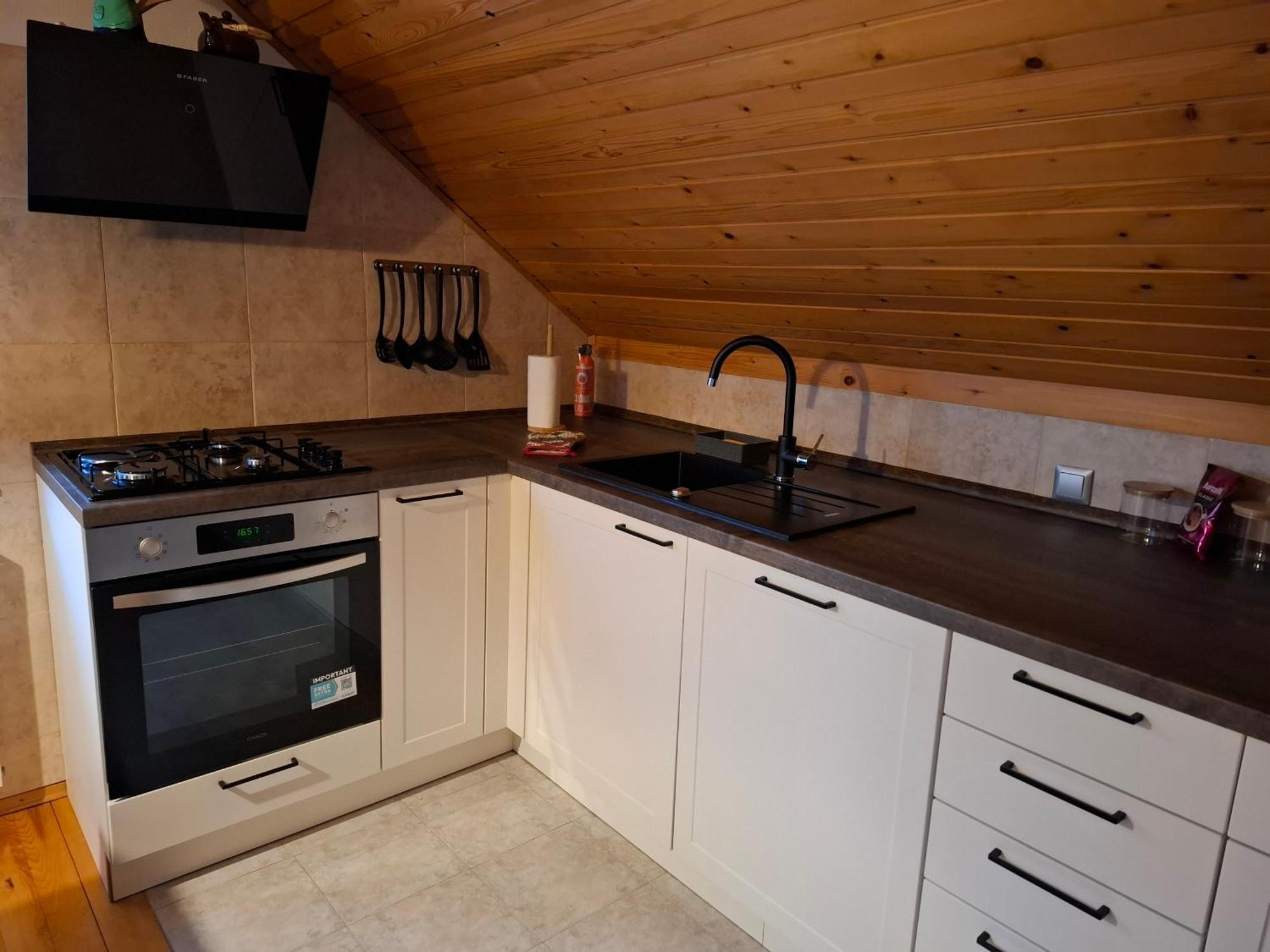 Apartma Cvrsta Trojka Йесенице Екстериор снимка